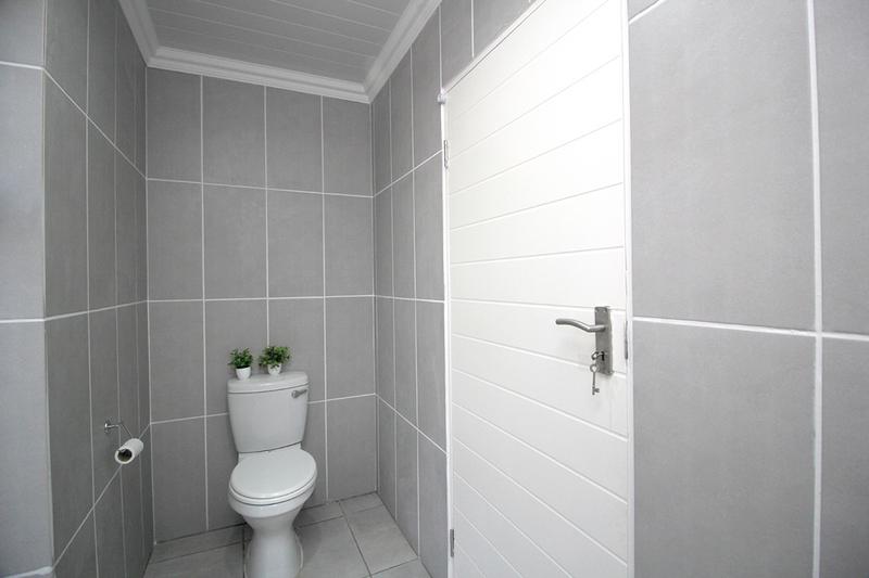 3 Bedroom Property for Sale in Menkenkop Western Cape